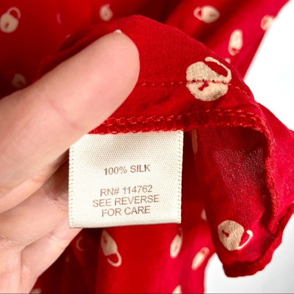 Petticoat Alley 100% Silk Cherry Red Lock Print Blouse - Picture 7 of 14